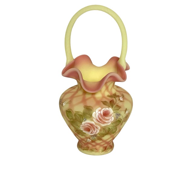 2003 Fenton Heirloom Optics Collection Burmese Glass Basket Hand Painted - Glows - Picture 6 of 10